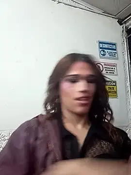 Snapshot of StefyFerrer chatting on 05-09-26, 12:25 StefyFerrer online show from 05-09-26, 12:25