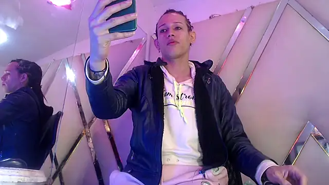 StefyFerrer online show from 11-30-25, 02:01