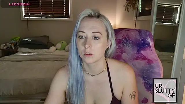 ursluttygf online show from 07-04-26, 03:27