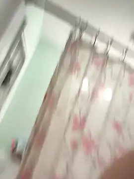 Snapshot of ursluttygf chatting on 12-29-24, 05:12 ursluttygf online show from 12-29-24, 05:12