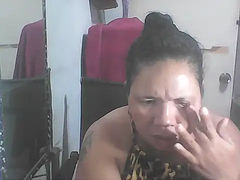 hotwet mama4uxx online show from 01-13-26, 05:44