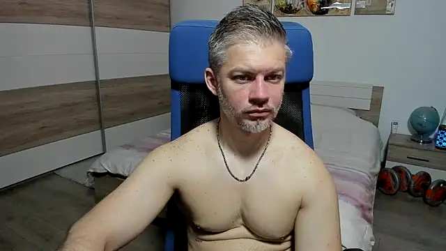 Snapshot of RobbyShawz chatting on 05-24-26, 03:50 RobbyShawz online show from 05-24-26, 03:50
