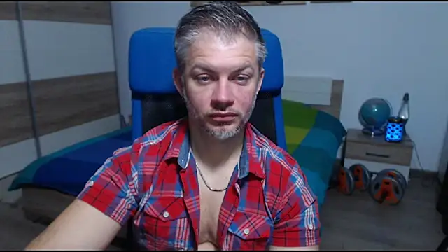 RobbyShawz online show from 10-10-25, 04:24