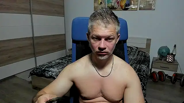 Snapshot of RobbyShawz chatting on 06-24-26, 04:44 RobbyShawz online show from 06-24-26, 04:44