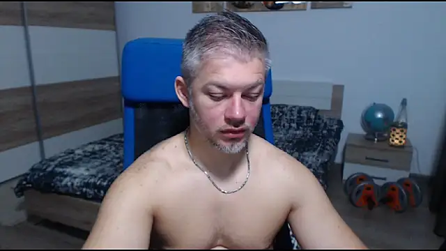 RobbyShawz online show from 11-03-25, 05:23