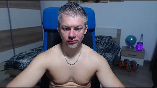 RobbyShawz online show from 11-12-25, 07:45