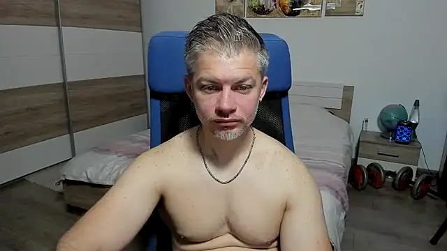 Snapshot of RobbyShawz chatting on 06-01-26, 03:51 RobbyShawz online show from 06-01-26, 03:51