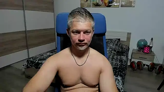 Snapshot of RobbyShawz chatting on 07-01-26, 04:46 RobbyShawz online show from 07-01-26, 04:46
