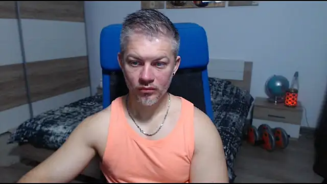 RobbyShawz online show from 11-06-25, 05:33