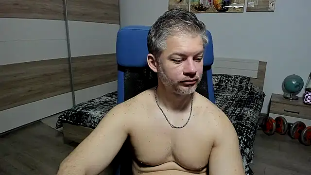 Snapshot of RobbyShawz chatting on 04-24-26, 04:25 RobbyShawz online show from 04-24-26, 04:25