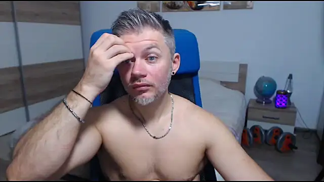 RobbyShawz online show from 09-21-25, 05:01