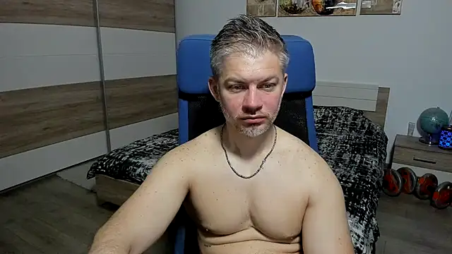 Snapshot of RobbyShawz chatting on 05-22-26, 03:59 RobbyShawz online show from 05-22-26, 03:59