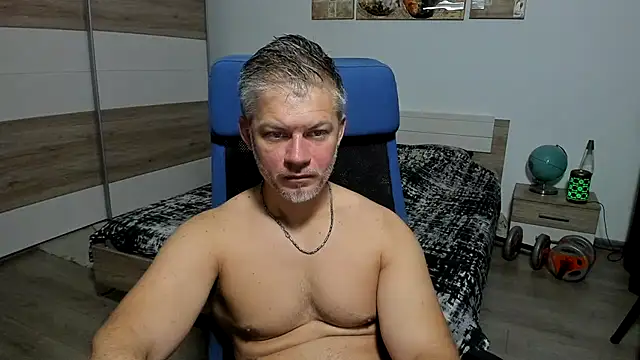 Snapshot of RobbyShawz chatting on 07-13-26, 04:12 RobbyShawz online show from 07-13-26, 04:12