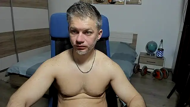 RobbyShawz online show from 04-08-26, 04:47