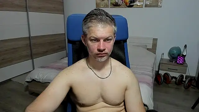 Snapshot of RobbyShawz chatting on 06-03-26, 05:08 RobbyShawz online show from 06-03-26, 05:08