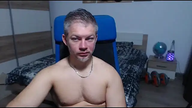 RobbyShawz online show from 11-11-25, 05:46