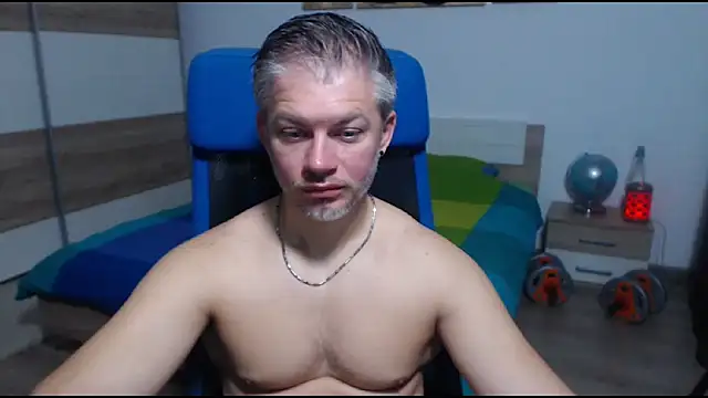 RobbyShawz online show from 10-25-25, 05:39