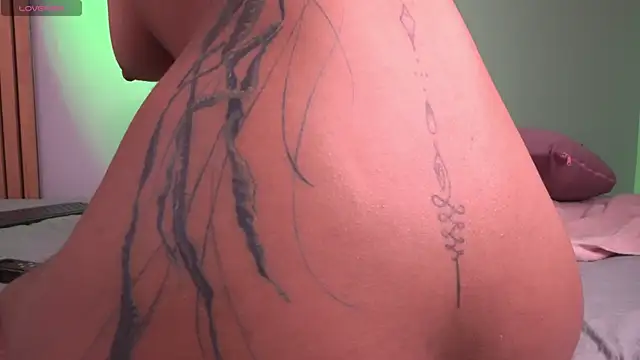 mia-reeves online show from 04-07-26, 02:52