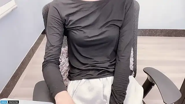Ayase momo online show from 01-12-25, 03:49