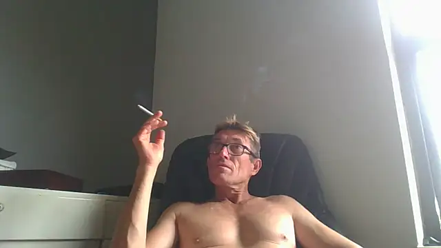 Snapshot of xykenrah@xh chatting on 12-25-24, 06:41 xykenrahxh online show from 12-25-24, 06:41