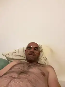 Snapshot of slim1976006 chatting on 06-01-26, 12:55 slim1976006 online show from 06-01-26, 12:55