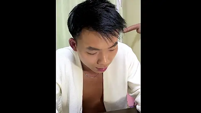 Snapshot of asiahot_liam chatting on 01-23-25, 10:54 asiahot liam online show from 01-23-25, 10:54