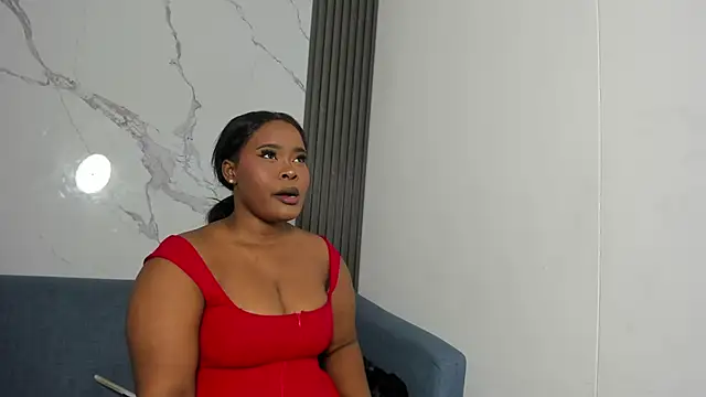 Snapshot of Rianamanson chatting on 10-30-25, 04:44 Rianamanson online show from 10-30-25, 04:44