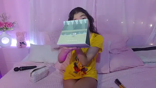 Sweetcristin online show from 06-09-26, 03:07