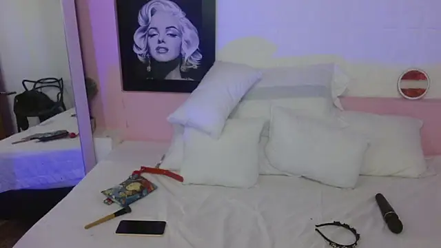 Sweetcristin online show from 04-29-26, 12:59