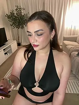 Snapshot of Celinaax chatting on 03-05-25, 06:33 Celinaax online show from 03-05-25, 06:33