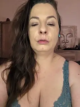 cristalines online show from 05-10-26, 02:19