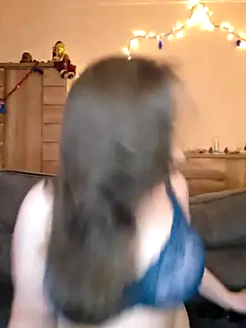 cristalines online show from 12-22-25, 03:56