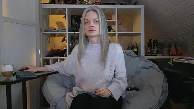Sabdeluxe online show from 05-19-26, 03:24