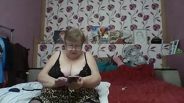 Lena Gaby online show from 01-10-26, 05:25