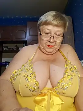 Snapshot of Lena_Gaby chatting on 09-10-25, 07:35 Lena Gaby online show from 09-10-25, 07:35