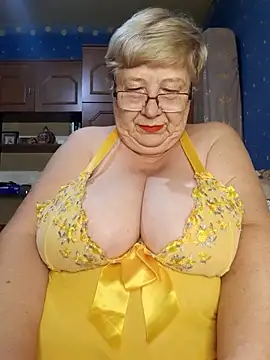 Snapshot of Lena_Gaby chatting on 09-18-25, 03:31 Lena Gaby online show from 09-18-25, 03:31