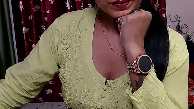 Naiaa-mylove online show from 05-26-26, 07:06