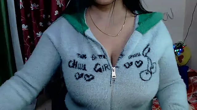 Naiaa-mylove online show from 02-11-26, 06:35