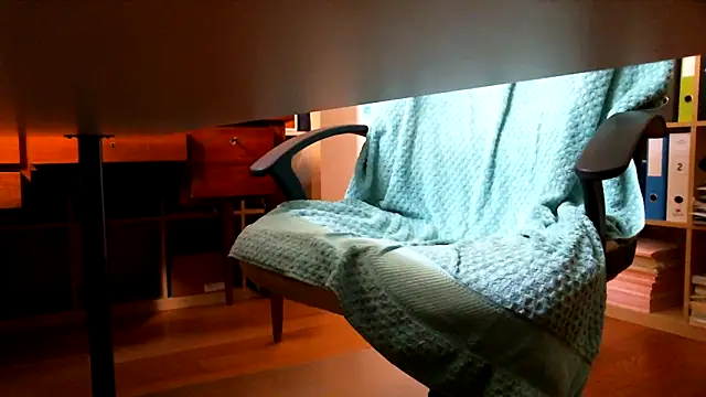 leccaleccafiga online show from 04-04-26, 12:01