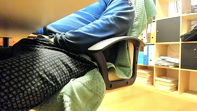 leccaleccafiga online show from 01-13-26, 09:19