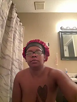 Snapshot of Malaysiaa96 chatting on 02-09-26, 07:17 Malaysiaa96 online show from 02-09-26, 07:17