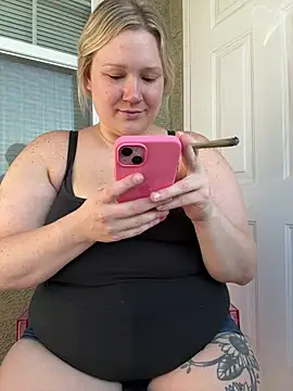 PiggyRose online show from 07-23-26, 10:17