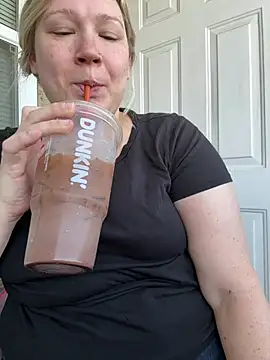 PiggyRose online show from 07-25-26, 02:23