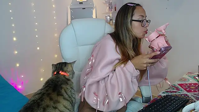 Gabi morales online show from 11-12-25, 06:39