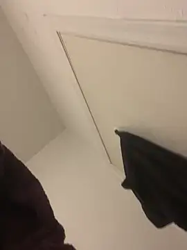 Snapshot of robinlyn chatting on 01-27-25, 01:48 robinlyn online show from 01-27-25, 01:48