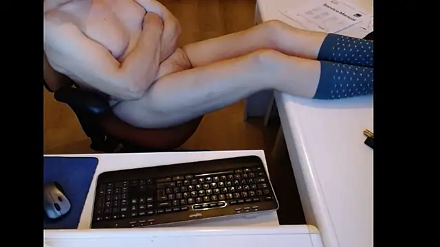 dutchpornking online show from 04-17-26, 06:33