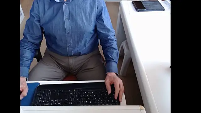 dutchpornking online show from 03-15-26, 08:10