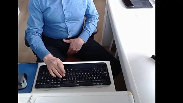 dutchpornking online show from 04-19-26, 06:25