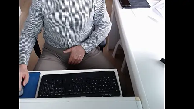 dutchpornking online show from 03-31-26, 06:26