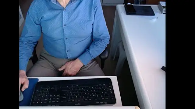 dutchpornking online show from 01-14-26, 08:07